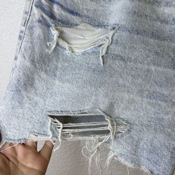 American Eagle Outfitters- Mom short- Strigid Light Blue Jeans-16 - Picture 4 of 9